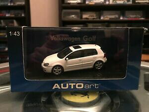 yzzr[@͌^ԁ@ԁ@[VOJ[ tHNX[QStLfBzCg{bNXautoart volkswagen golf mk5 2003 candy blanc 143 en parfait etat, dans sa boite 59774