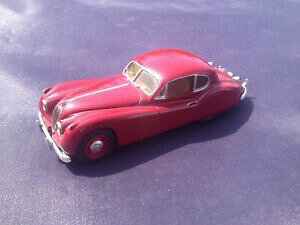 �y���������z�z�r�[�@�͌^�ԁ@�ԁ@���[�V���O�J�[ �W���K�[record 143 jaguar xk 140