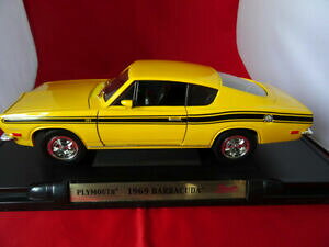 �y���������z�z�r�[�@�͌^�ԁ@�ԁ@���[�V���O�J�[ �v���}�X�o�[�_�X�P�[��road signature plymouth barracuda 1969 jaunenoir 118 scale boxed
