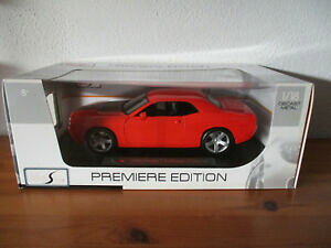 �y���������z�z�r�[�@�͌^�ԁ@�ԁ@���[�V���O�J�[ �M�K�o�C�g�R���Z�v�g�p�b�P�[�Wgo 118 maisto dodge challanger concept 2006 neuf emballage dorigine