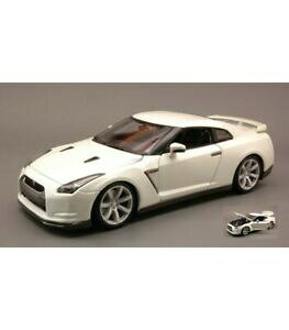 yzzr[@͌^ԁ@ԁ@[VOJ[ zCgnissan gtr 2009 white 118