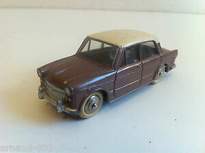 �y���������z�z�r�[�@�͌^�ԁ@�ԁ@���[�V���O�J�[ �t�B�A�b�g�r���[dinky toys 531 fiat 1200 grande vue