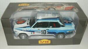 yzzr[@͌^ԁ@ԁ@[VOJ[ tBAbgAogoXP[[J[ffiat 131 abarth 1980 w rohrl 118 scale rally voiture altaya model