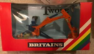 �y���������z�z�r�[�@�͌^�ԁ@�ԁ@���[�V���O�J�[ ���A�X�P�[���}�E���g9536 britains twose monte a larriere digger 132 scale boxed
