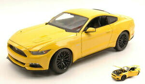 【送料無料】ホビー 模型車 車 レーシングカー フォードムスタングイエローモデルford mustang gt 2015 yellow 118 model 31197y maisto