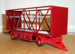 yzzr[@͌^ԁ@ԁ@[VOJ[ R[hXP[g[[t[code 3 showmans oen encadree remorque echelle 150