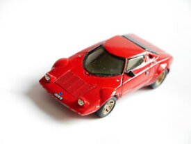【送料無料】ホビー　模型車　車　レーシングカー ロッソランチアフォーミュラモデルlancia stratos en rouge rouge rosso, a la main handmade formula 43 models dans 143