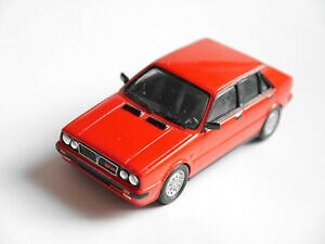 yzzr[@͌^ԁ@ԁ@[VOJ[ `Af^×nhChGNXAv@Xlancia delta hf 4x4 rouge roja red, a la main handmadeprovence moulage en 143