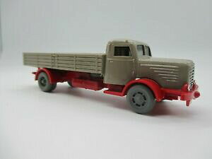 �y���������z�z�r�[�@�͌^�ԁ@�ԁ@���[�V���O�J�[ u�g���b�Nwiking bussing 8000 camion de bataille, acide hb nr6172g schub72