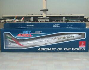 yzzr[@͌^ԁ@ԁ@[VOJ[ {[COskymarks emirates boeing b777300er 1200