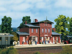 yzzr[@͌^ԁ@ԁ@[VOJ[ XP[Xe[V14467 auhagen echelle n station de kracovia