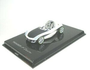 �y���������z�z�r�[�@�͌^�ԁ@�ԁ@���[�V���O�J�[ �v�W���[�t���[�G�N�X�A���v�����@���Xpeugeot flux 2007 143 provence moulage