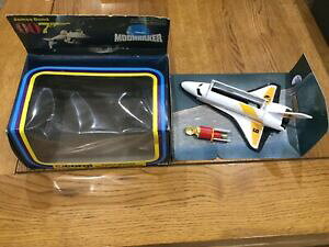 yzzr[@͌^ԁ@ԁ@[VOJ[ WF[X{hXy[XVgdinky toys 649 james bond moonraker navette spatiale boxed excellent