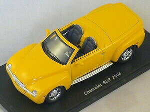 �y���������z�z�r�[�@�͌^�ԁ@�ԁ@���[�V���O�J�[ �X�p�[�N�V�{���[�\�r�G�g�C�G���[�I�[�v��spark s0858 chevrolet ssr 2005 ouverte jaune 143