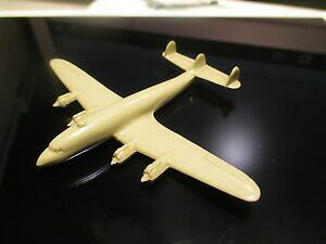 【送料無料】ホビー 模型車 車 レーシングカー ボックスwiking avion constellation c69 in hellgelbgrau, 1400 box18