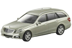 yzzr[@͌^ԁ@ԁ@[VOJ[ ZfXxcfNXfmercedesbenz maquette de voiture 187 w212 s212 classe e tmodele b66962443