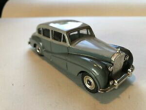 yzzr[@͌^ԁ@ԁ@[VOJ[ [XCXVo[rollsroyce silver wraith dinky toy, 1959