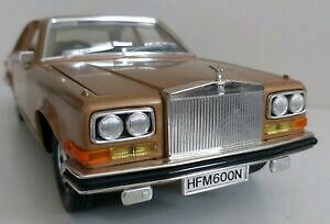 �y���������z�z�r�[�@�͌^�ԁ@�ԁ@���[�V���O�J�[ ���[���X���C�X122 rolls royce camargue
