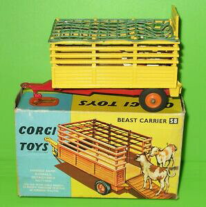 yzzr[@͌^ԁ@ԁ@[VOJ[ R[M[LAg[[corgi58 beast carrier trailerboxed