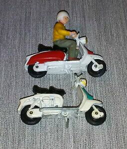 yzzr[@͌^ԁ@ԁ@[VOJ[ XN[^[C_[britains lambretta scooters et rider
