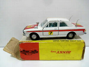 yzzr[@͌^ԁ@ԁ@[VOJ[ [^XtH[hR`i[{bNXdinky toys 205 lotus ford cortina rally voitureoriginalcret