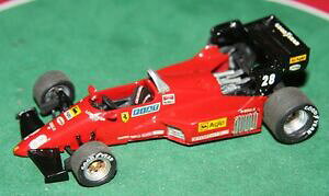yzzr[@͌^ԁ@ԁ@[VOJ[ tF[ffds 143 hand built ferrari 126 c4 f1 gp 1984 rene arnoux en metal blanc voiture modele