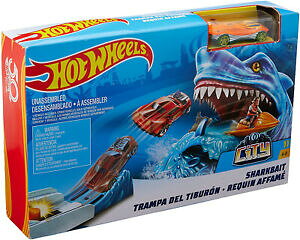 yzzr[@͌^ԁ@ԁ@[VOJ[ zC[Q[nouvelle annoncehot wheels shark bait lot jeu