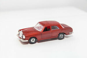 �y���������z�z�r�[�@�͌^�ԁ@�ԁ@���[�V���O�J�[ �����Z�f�X�x���cnacoral chiqui cars mercedes benz 250 se ref 2012