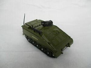 �y���������z�z�r�[�@�͌^�ԁ@�ԁ@���[�V���O�J�[ �X�g���C�J�[dinky toys maintiendrait scorpion striker