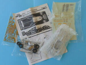 yzzr[@͌^ԁ@ԁ@[VOJ[ tF[fCgizCg^Lbgferrari 333sp9524h daytonamomomorettisalazar 143 whitemetal bbr kit met23