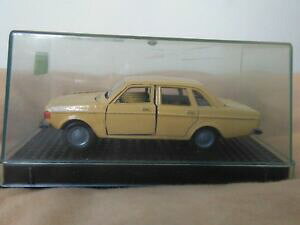 �y���������z�z�r�[�@�͌^�ԁ@�ԁ@���[�V���O�J�[ �{���{�X�y�C��miniatura 143 nacoral intercars chiqui cars metal 121 volvo 144 made in spain