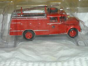 yzzr[@͌^ԁ@ԁ@[VOJ[ GugbNRNVre[WJ[ebro b45 voiture de collection camion cars vintage 143