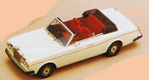 �y���������z�z�r�[�@�͌^�ԁ@�ԁ@���[�V���O�J�[ ���[���X���C�X�R�[�j�b�V�����^���L�b�grolls royce corniche convertible rare 143 whitemetal smts kit cl 02