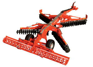 �y���������z�z�r�[�@�͌^�ԁ@�ԁ@���[�V���O�J�[ �N�[�����f��kuhn discover xl 60 erpice 132 model replicagri