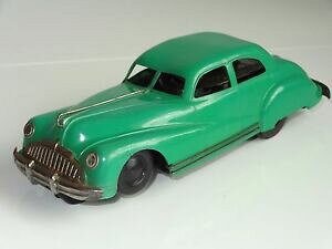 �y���������z�z�r�[�@�͌^�ԁ@�ԁ@���[�V���O�J�[ �n�b�`�X�e�A�����Oa triang minic berline no 2 rare avec self steering action