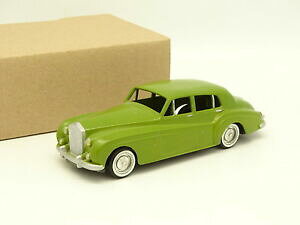 yzzr[@͌^ԁ@ԁ@[VOJ[ [XCXVo[O[NEhsolido 143 rolls royce silver cloud verte