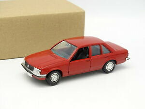 �y���������z�z�r�[�@�͌^�ԁ@�ԁ@���[�V���O�J�[ �K�}�I�y��gama sb 143 opel rekord rouge