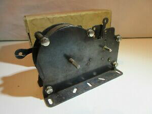 yzzr[@͌^ԁ@ԁ@[VOJ[ {bNXGWjep moteur en boite original jouet ancien