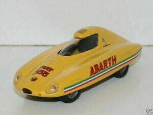 �y���������z�z�r�[�@�͌^�ԁ@�ԁ@���[�V���O�J�[ ���[�J�[�X�P�[�����f���t�B�A�b�g�A�o���g�s�j���t�@���[�iunknow manufacturer barini 143 scale resin model fiat 500 abarth pininfarina