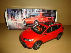 �y���������z�z�r�[�@�͌^�ԁ@�ԁ@���[�V���O�J�[ �g���^�I�����W118 2013 china toyota rav4 orange color gift