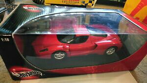 �y���������z�z�r�[�@�͌^�ԁ@�ԁ@���[�V���O�J�[ �G���c�H�t�F���[��hotwheels 118 enzo ferrari en rouge