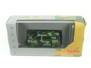 �y���������z�z�r�[�@�͌^�ԁ@�ԁ@���[�V���O�J�[ �o�Xavw t6 bus bundeswehr feldjager bw camo 187 herpa