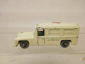 yzzr[@͌^ԁ@ԁ@[VOJ[ }b`_C[x64225 matchbox regular wheels no 14b daimler ambulance, avec traces dutilisation