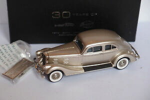 �y���������z�z�r�[�@�͌^�ԁ@�ԁ@���[�V���O�J�[ �V���o�[�A���[�J�b�gbrooklin brk 100x 1947 silver arrow coupe 143