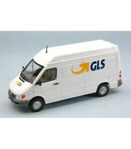 �y���������z�z�r�[�@�͌^�ԁ@�ԁ@���[�V���O�J�[ �����Z�f�X�X�v�����^�[mercedes sprinter gls 143
