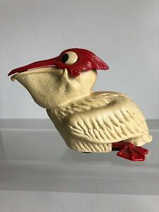 yzzr[@͌^ԁ@ԁ@[VOJ[ yJvX`bNhCugCAtriang annees 1950 pelican plastique friction drive toy v rare triang
