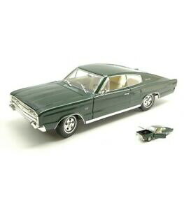 �y���������z�z�r�[�@�͌^�ԁ@�ԁ@���[�V���O�J�[ �_�[�N�O���[��dodge charger 1966 dark green 118
