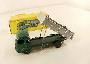 �y���������z�z�r�[�@�͌^�ԁ@�ԁ@���[�V���O�J�[ �g���b�N�{�b�N�Xdinky toys f n 33 b camion simca cargo benne basculante jamais joue en boite