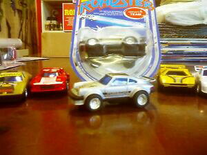 yzzr[@͌^ԁ@ԁ@[VOJ[ Xs[fB[hX^[|VF^[{XJkI[H}JImodellino speedy roadster porsche turbo 934 scala 148 nuovo made macao