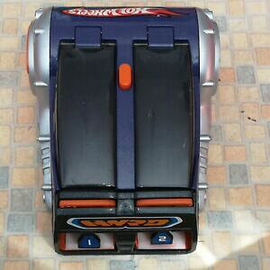 �y���������z�z�r�[�@�͌^�ԁ@�ԁ@���[�V���O�J�[ �z�b�g�z�C�[�������`���[hot wheels lanceur hwrd